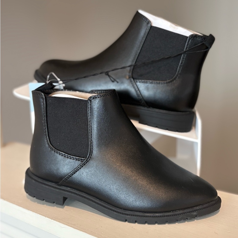 Kids' Brandy Chelsea Ankle Boots - Cat & Jack™ Black Sz 2: Zipper Closure NEW